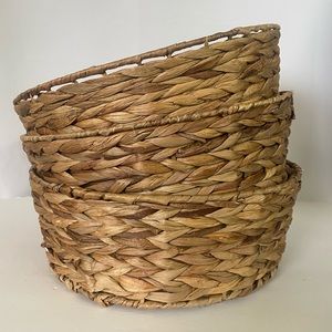 Set Three (3) Sloped Cut Basket
